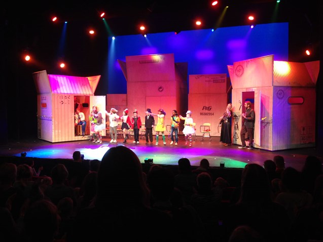 Kinderen-voor-Kinderen-musical-Waanzinnig-Gedroomd